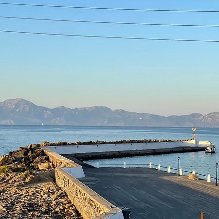Kasos Almyra Beach Suites Frý 外观 照片